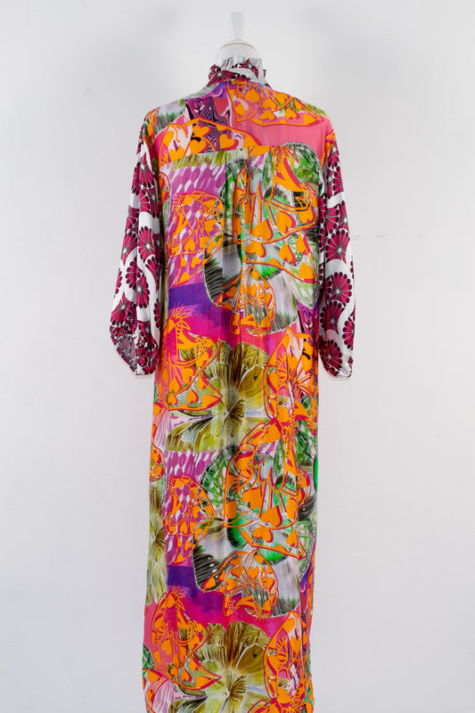 Robe longue en satin – Tropical Chic & Couleurs Vives