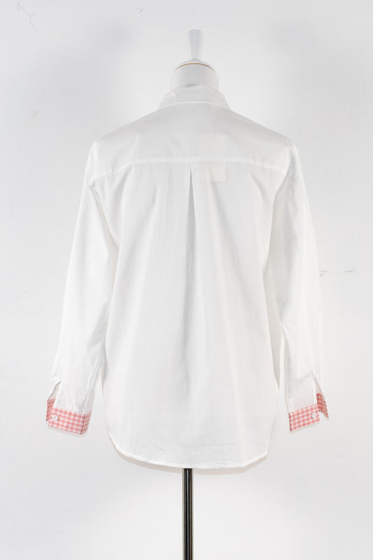 Wit overhemd met roze ruitdetails - Elegantie met een chique retro-touch