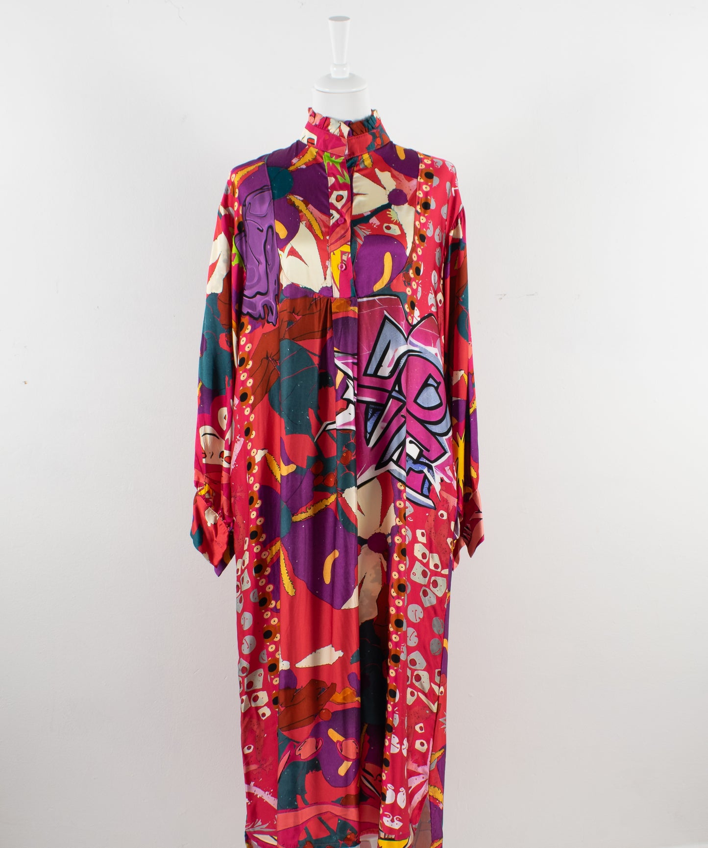 Long satin dress – graffiti style