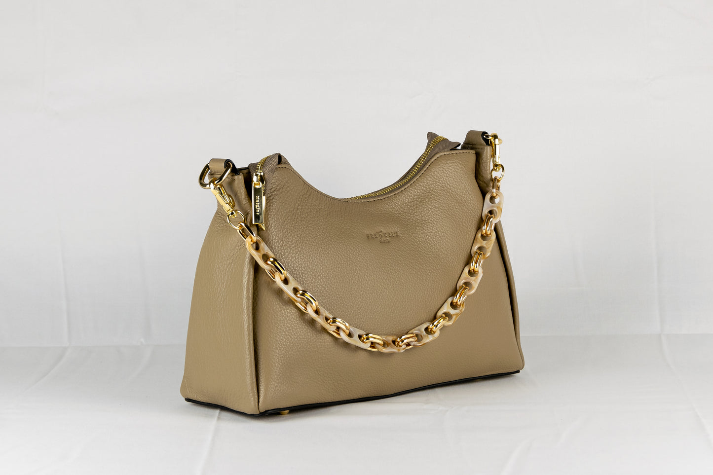 Sac Épaule en cuir – Frédéric Maroquinerie France  Chic contemporain & finition haut de gamme